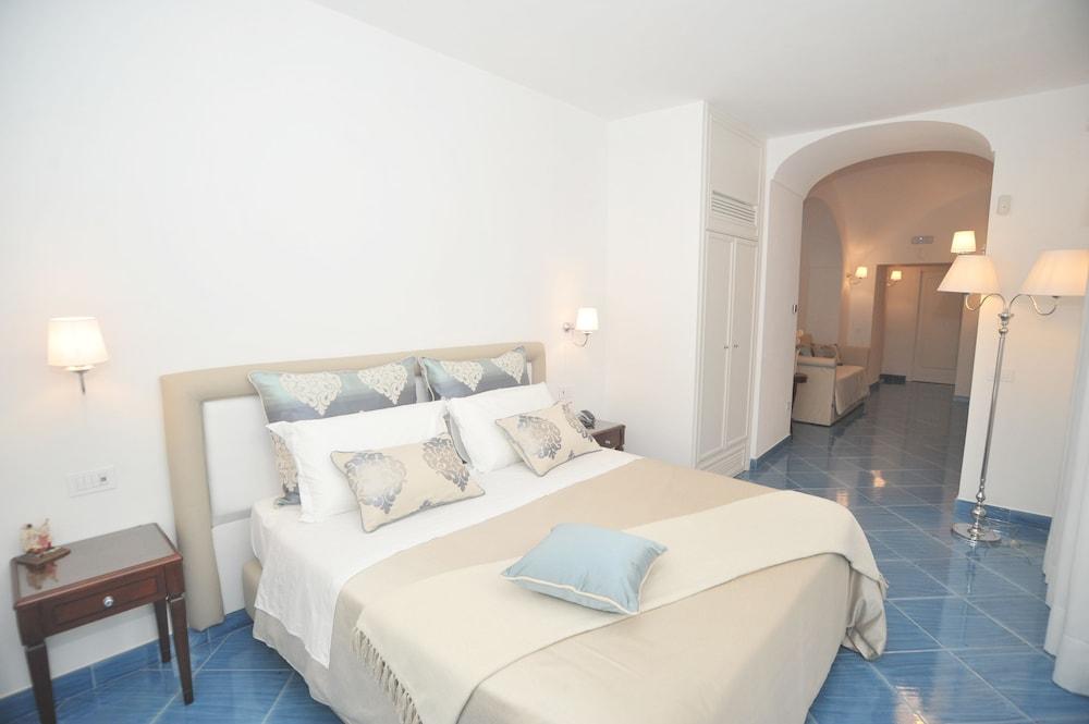Core Amalfitano City Suites Exteriér fotografie
