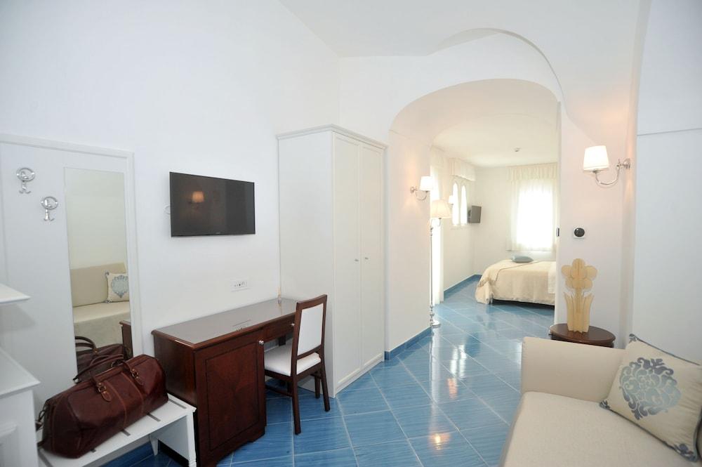 Core Amalfitano City Suites Exteriér fotografie